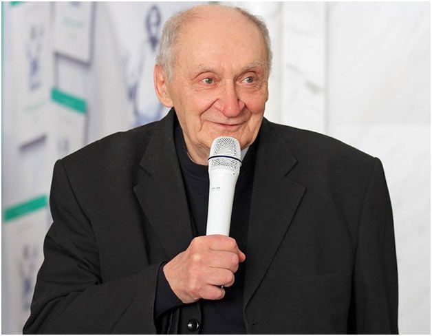 „უწმინდესმა მომცა ძალა, რომ ჩემს ასაკში დამეწერა”