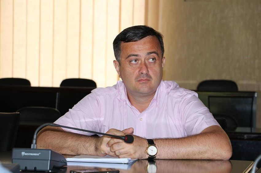 ქუთაისის საკრებულოს თავმჯდომარემ  თანამდებობა დატოვა