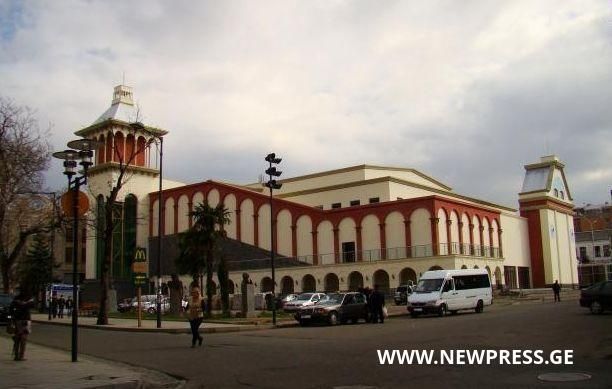 ქუთაისში ზაზა ფაჩულია სპორტულ დარბაზს ხსნის