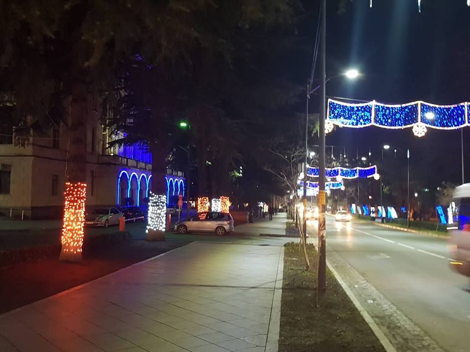 ქუთაისის მერია საახალწლოდ  107 140 ლარის ახალ დეკორაციებს შეიძენს