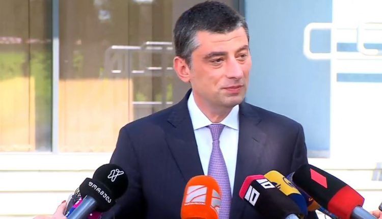 მოკიდეთ ხელი და შეაჯანჯღარეთ – გიორგი გახარია მოქალაქეებს ადგილობრივი ხელისუფლების “შეჯანჯღარებისკენ” მოუწოდებს