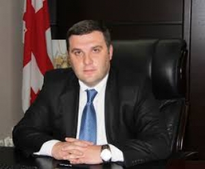 ზოოპარკმა მუშაობა განაახლა
