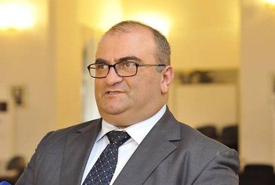 “მე-12 კლასელების საატესტაციო გამოცდების ბარიერი მომავალში აიწევს”