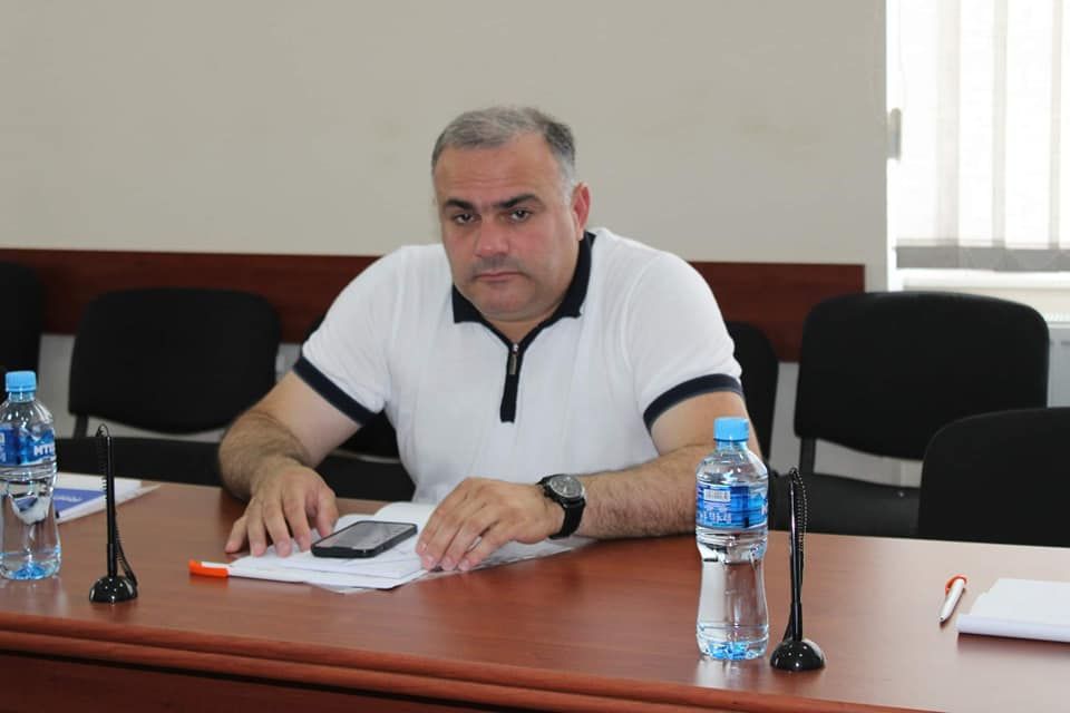 12 საათის მონაცემებით, ვანში ხმა 6130-მა ამომრჩეველმა მისცა