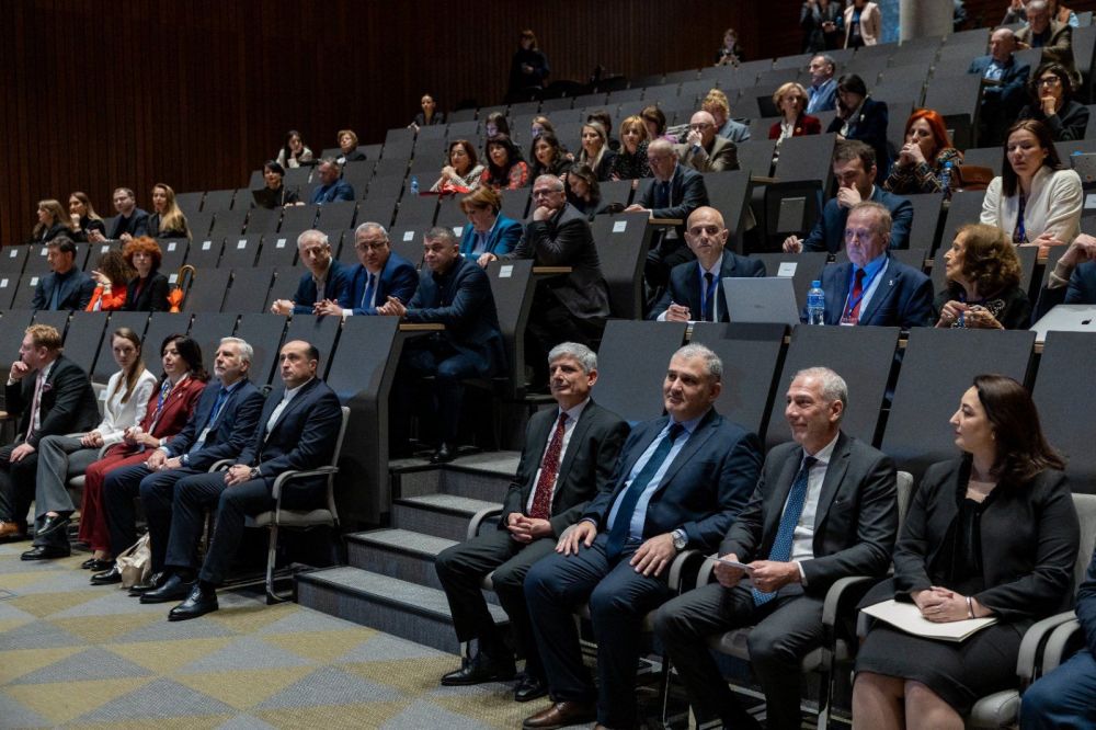 ქუთაისის უნივერსიტეტში ქართულ-იტალიური კონფერენცია გაიმართა