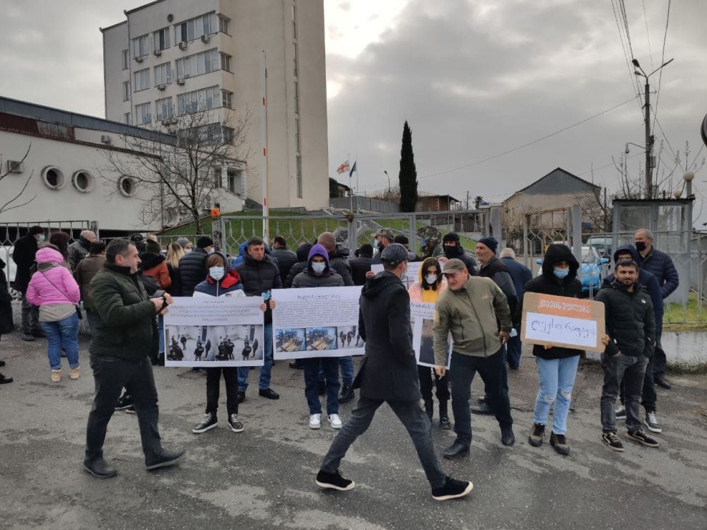 ქუთაისის საქალაქო სასამართლოში ლექსო რაფავას პროცესი მიმდინარეობს