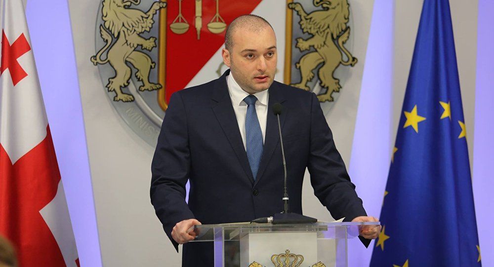 “შავ სიაში 630 000 ადამიანია”-მამუკა ბახტაძე ჭარბვალიანობას სიღარიბის მიზეზად ასახელებს