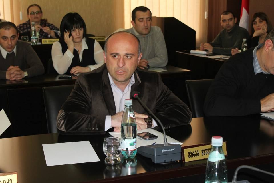 მერაბ მეშველიანმა ქუთაისის საკრებულოს შემადგენლობა  დატოვა