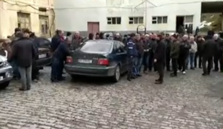 ტყიბულში მეშახტეები სამსახურიდან მასობრივად გაათავისუფლეს