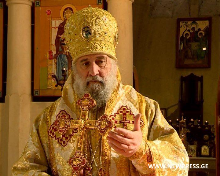მეუფე პეტრეს ურჩიეს განმარტოებულიყო და დამშვიდებულიყო – მეუფე იოანე