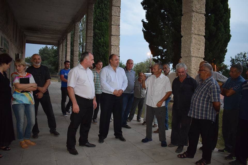რომან მუჩიაშვილი სოფლების მოსახლეობას შეხვდა   (R)