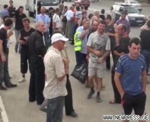 პარლამენტის მშენებლობაზე დასაქმებული მუშები 2 თვის სახელფასო დავალიანებას ითხოვენ