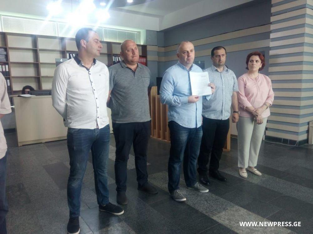 “ნანა კოსტავას თანამდებობიდან გადაყენება საპროტესტო ტალღის გადაგორების მცდელობაა”