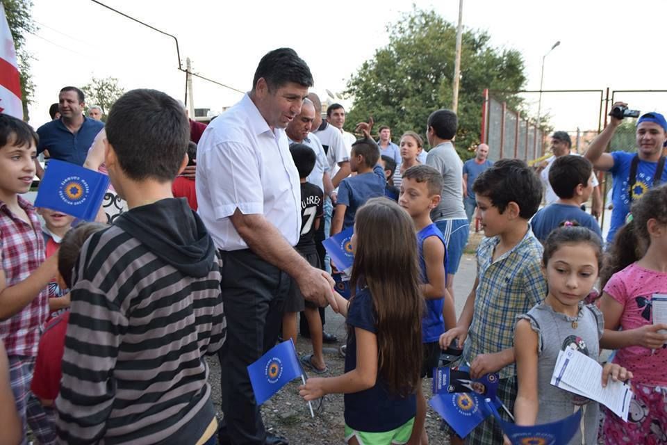 თამაზ ნავერიანი: “ნაცმოძრაობა” მარნეულში პროვოკაციებს გეგმავს”(R)