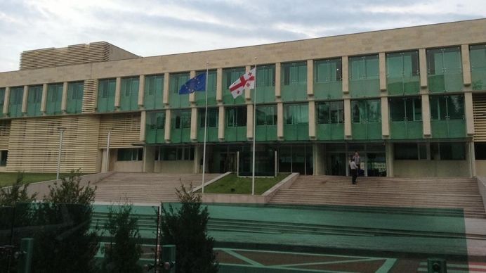 ლტოლვილთა სამინისტროს თანამშრომელი  ქრთამის აღების გამო დააკავეს