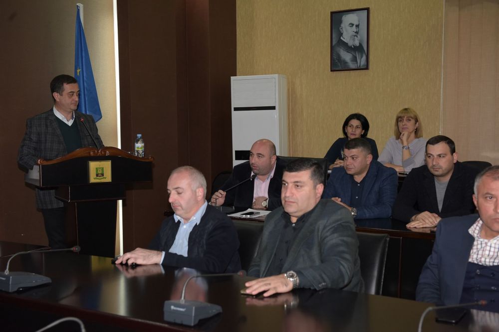 ქუთაისის საკრებულოს თავმჯდომარემ ერთი წლის მუშაობის ანგარიში წარმოადგინა