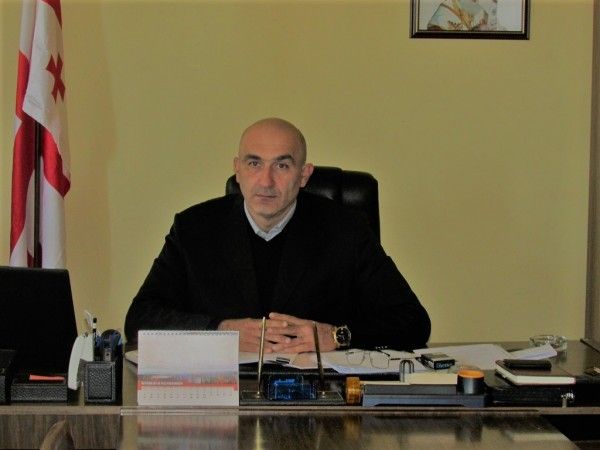 ხარაგაულის მუნიციპალიტეტის მერი ნიკოლოზ თოფურიძე თანამდებობას ტოვებს