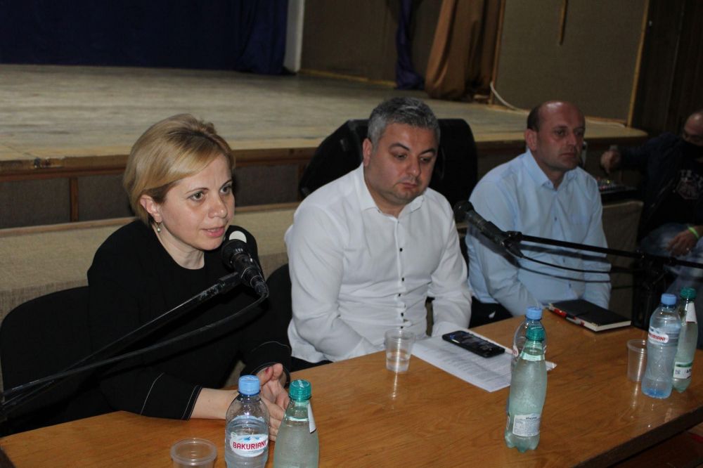 თერჯოლაში მეწარმეებს უსახური ობიექტების იერ-სახის მოწესრიგება დაავალეს