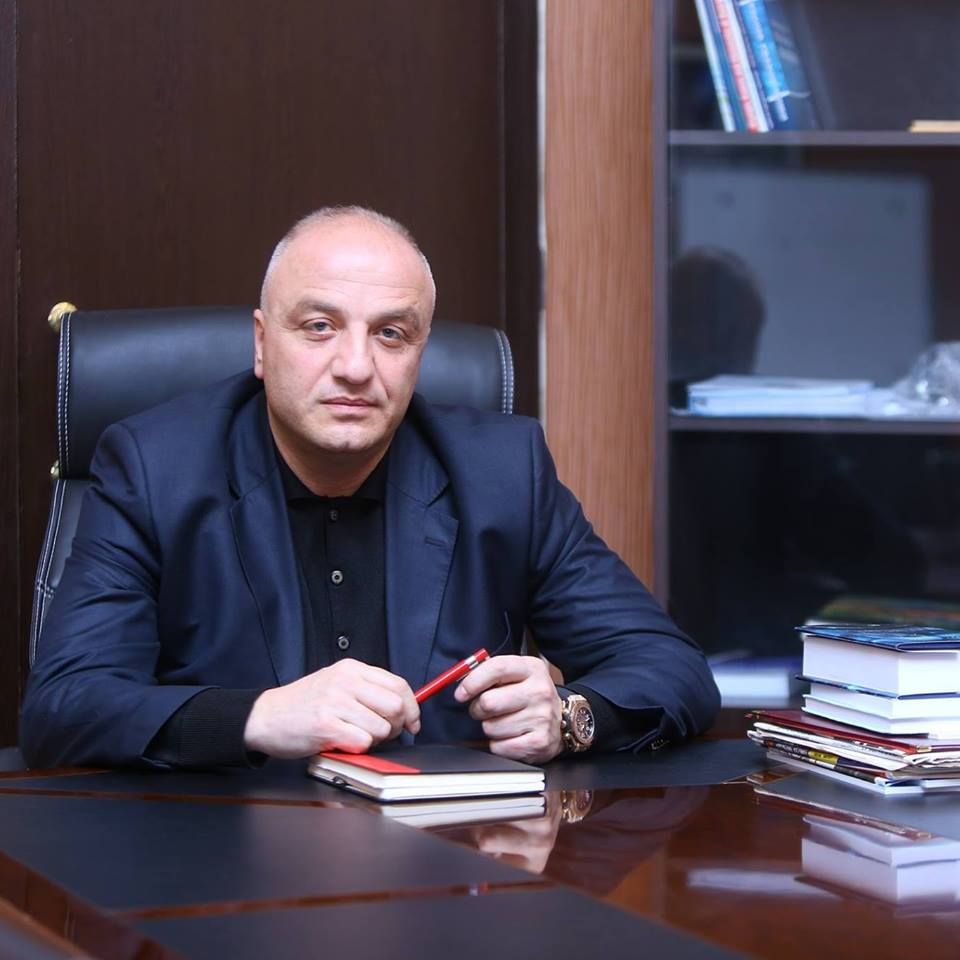 “ვადასტურებ, რომ ჩემი გადადგომა არჩევნებს უკავშირდება”