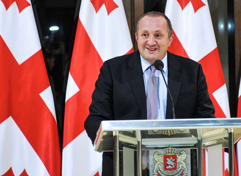 პრეზიდენტმა 170 მსჯავრდებული შეიწყალა