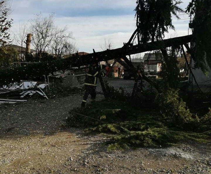 ქუთაისში სტიქიისგან მიყენებული ზარალის დათვლა ამ დრომდე ვერ მოხერხდა