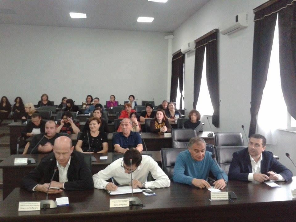 დისკუსია კანდიდატებთან ქალთა საჭიროებებზე