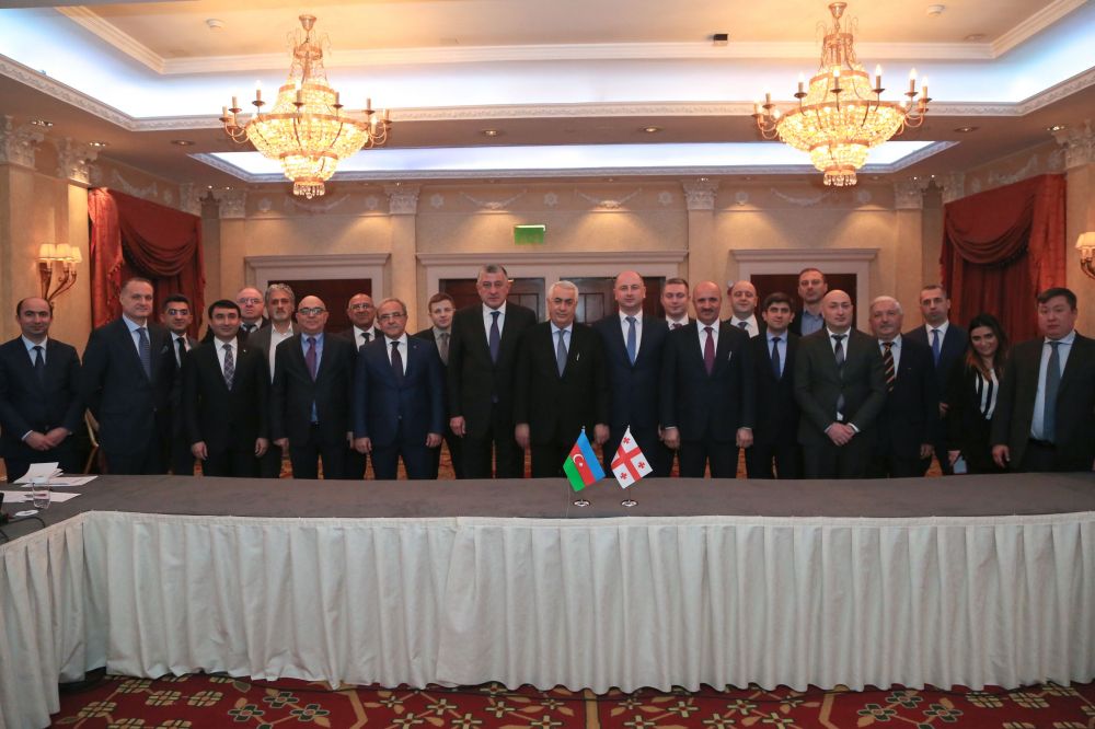 საქართველოს სარკინიგზო დერეფანი თურქმენული ნავთობპროდუქტების გადაზიდვისთვისაც კონკურენტუნარიანი გახდა [R]