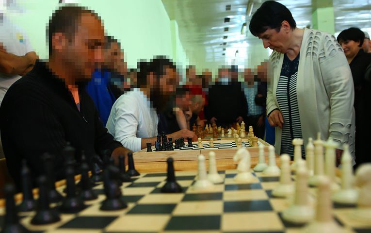 ნონა გაფრინდაშვილმა მსჯავრდებულებთან  ჭადრაკი ითამაშა