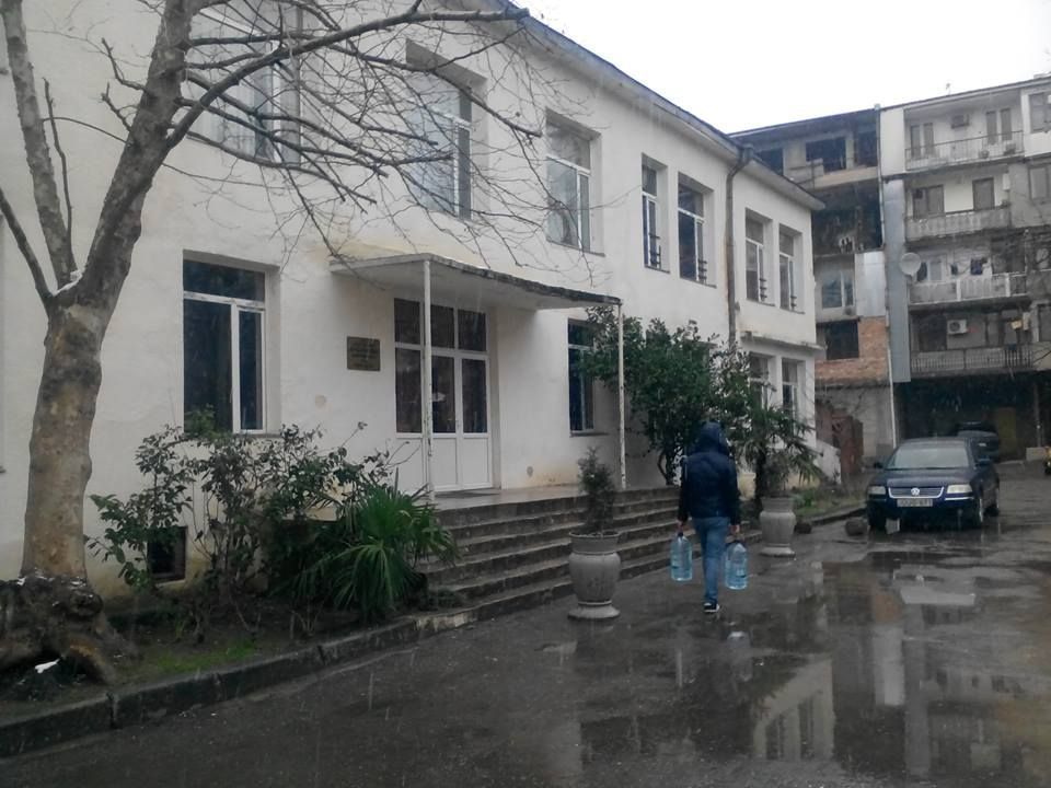 ქუთაისის საბავშვო ბაღს წყალი მესამე დღეა არ მიეწოდება
