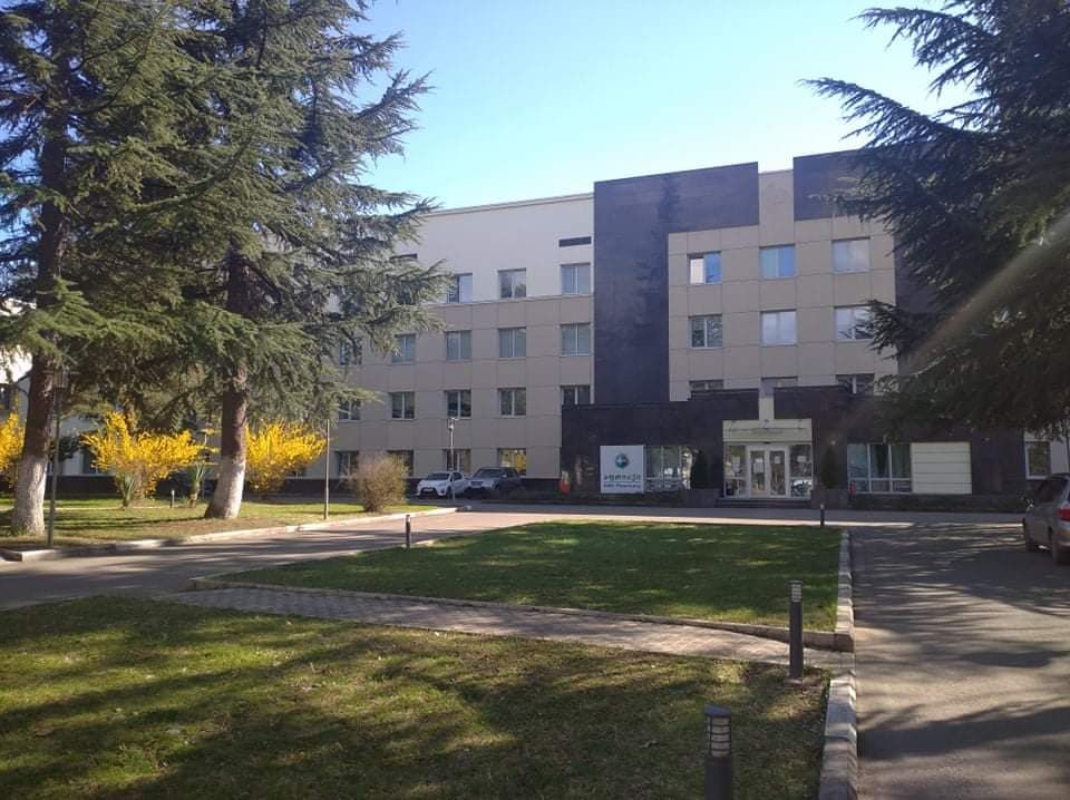 კორონავირუსით საჩხერის სამედიცინო ცენტრში პაციენტი გარდაიცვალა