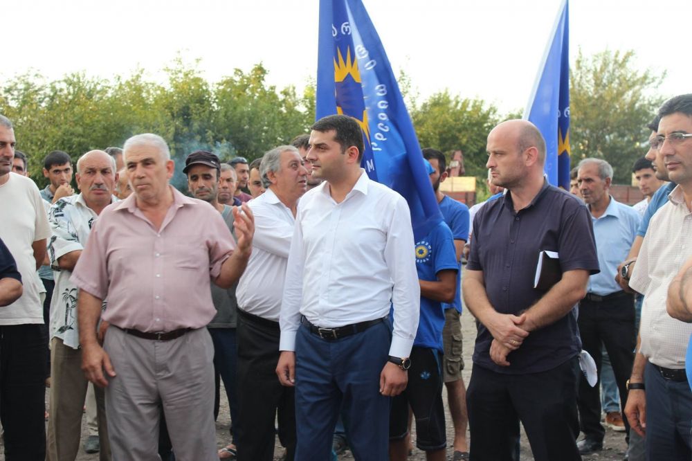 სავალან მირზოევი მოსახლეობასთან შეხვედრებს განაგრძობს(R)