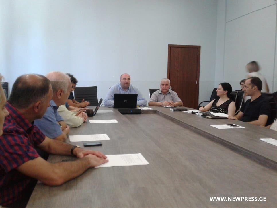 ქუთაისის მერმა მრჩეველთა საბჭოს ანგარიში წარუდგინა