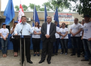 “ოცნების” საკრებულოს მაჟორიტარი კანდიდატების წარდგენა ქუთაისში