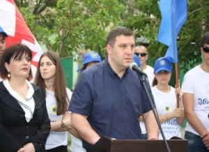 “ქართულმა ოცნებამ” ქუთაისის ორ სამაჟორიტარო ოლქში დეპუტატობის კანდიდატები დაასახელა
