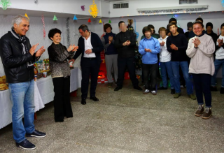 იუსტიციის მინისტრის საახალწლო სიურპრიზი არასრულწლოვანთა დაწესებულებაში მყოფი მსჯავრდებული ბავშვებისათვის  [R]