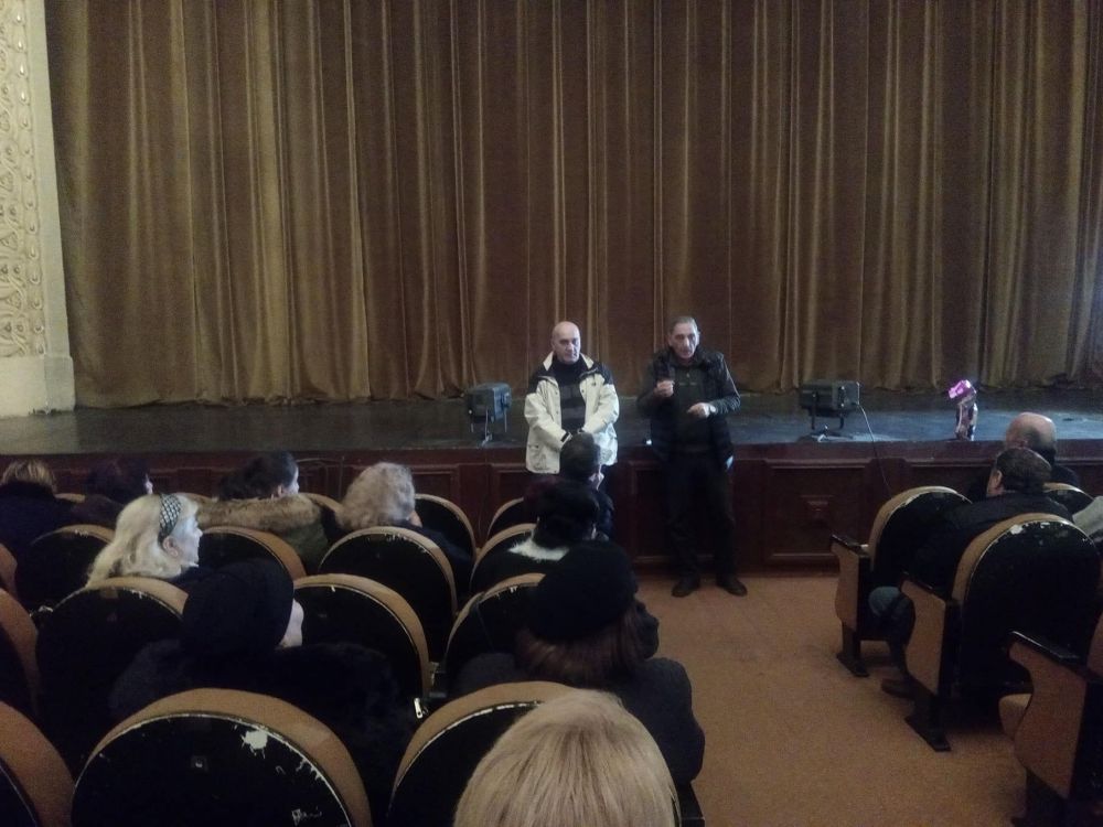 “ტელესპექტაკლების გაქრობა დაუშვებელია” – თეატრალები აჭარის ტელევიზიის გადაწყვეტილებას აპროტესტებენ