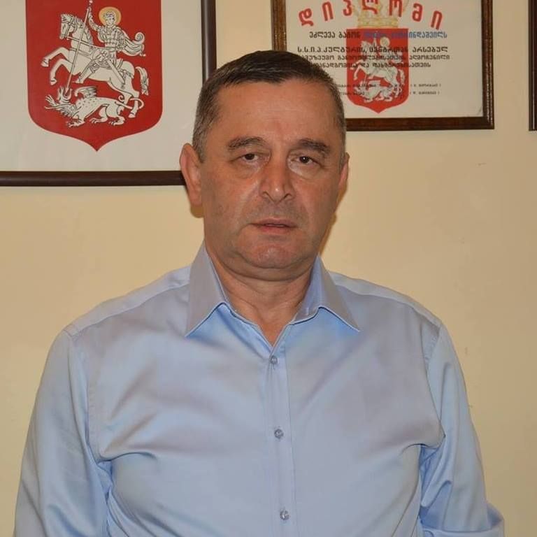 ჭიათურის მაჟორიტარობის კანდიდატი პოლიტიკურ ოპონენტს პასუხობს