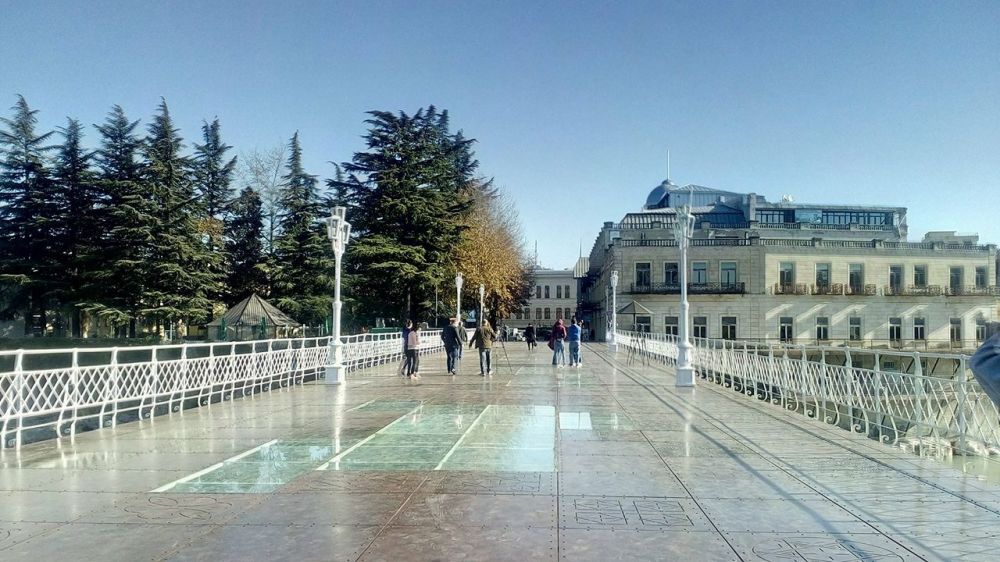 ქუთაისის მერია “თეთრი ხიდის” სამუშაოების შემსრულებელ კომპანიას სასამართლოში უჩივლებს