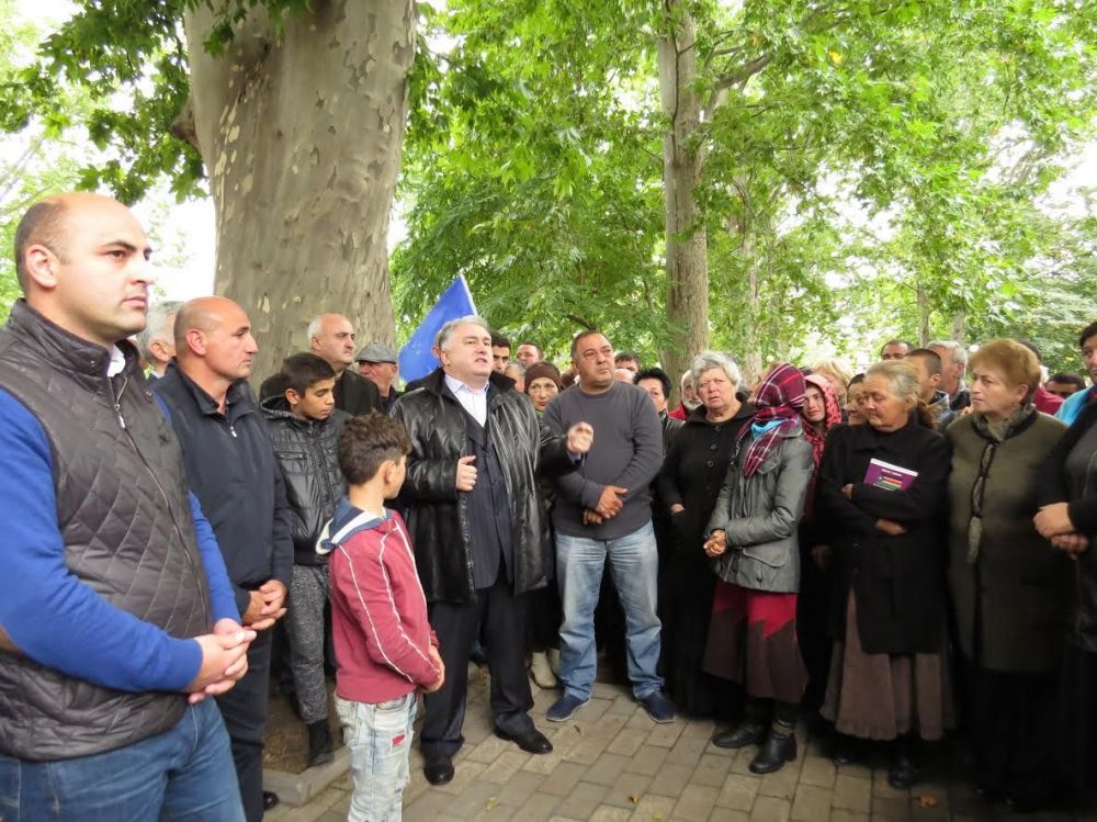 გიორგი თოთლაძემ მორიგი წინასაარჩევნო შეხვედრა აგარის მოსახლეობასთან გამართა(R)