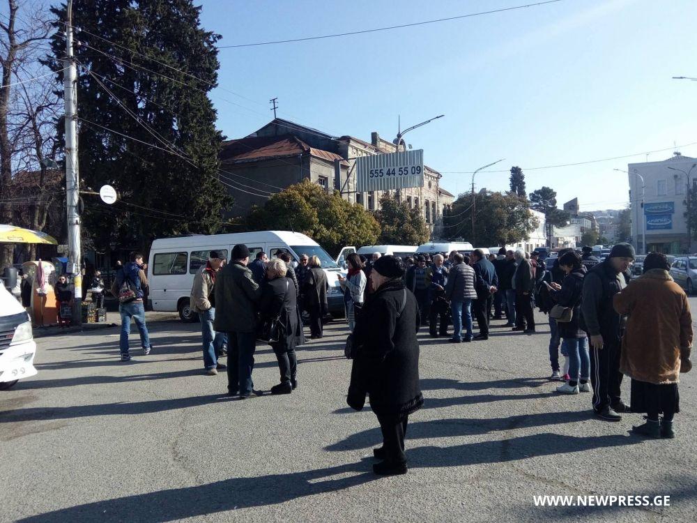 ქუთაისში საზოგადოებრივი ტრანსპორტის მძღოლები გაიფიცნენ