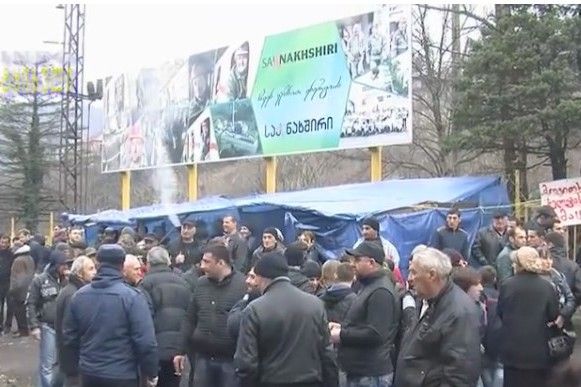 მეშახტეები საპროტესტო აქციას დღეს  ტყიბულის გამგეობის წინ განაახლებენ