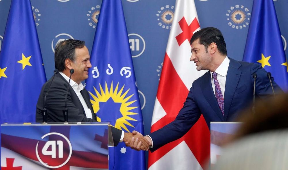 თემურ ხუბულური საზღვრისპირა სოფელ ახალუბნის მოსახლეობას შეხვდა