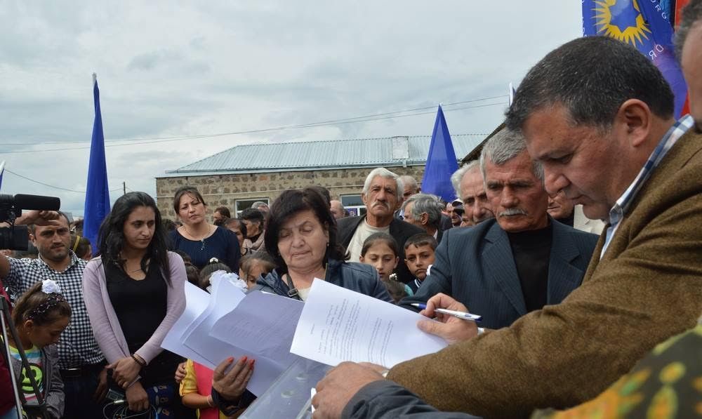 ენზელ მკოლიანი ახალქალაქის მუნიციპალიტეტის სოფლების მოსახლეობას შეხვდა (R)