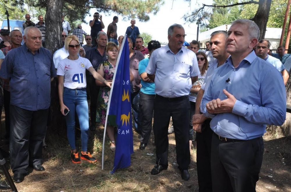 “მე არ გავურბივარ პასუხისმგებლობას”-გოდერძი ჩანქსელიანი  კოდის მოსახლეობას შეხვდა (R)