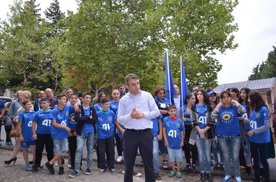“დღეს სახელმწიფო ყველაფერს აკეთებს იმისთვის, რომ თითოეული თქვენგანის ცხოვრება უკეთესი გახდეს” (R)