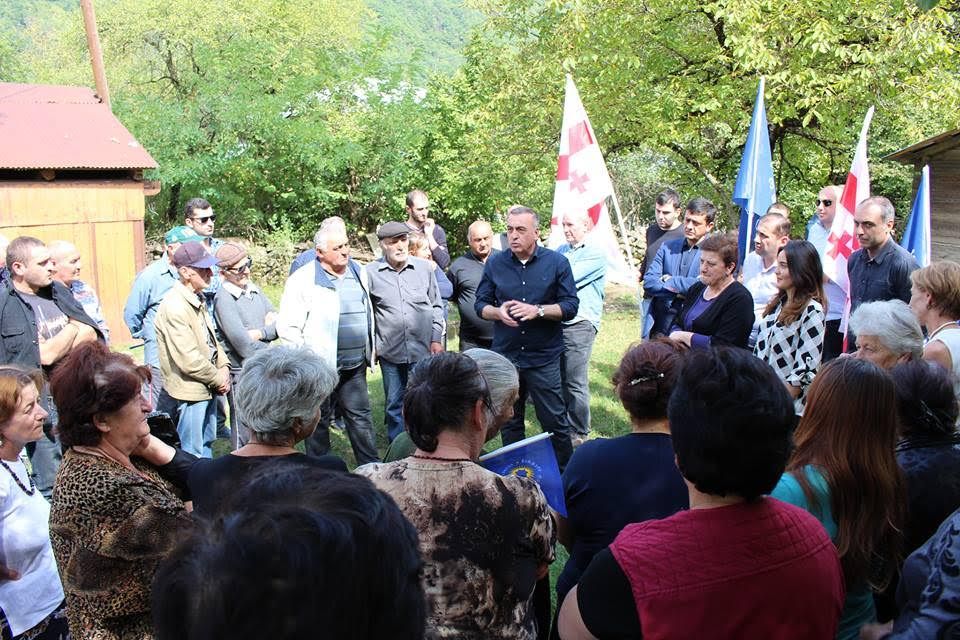 არჩილ თალაკვაძე პედაგოგებს შეხვდა (R)
