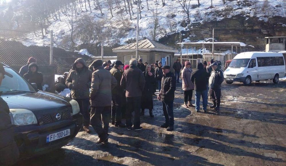 ჭიათურაში შუქრუთის მაღაროს თანამშრომლები გაიფიცნენ