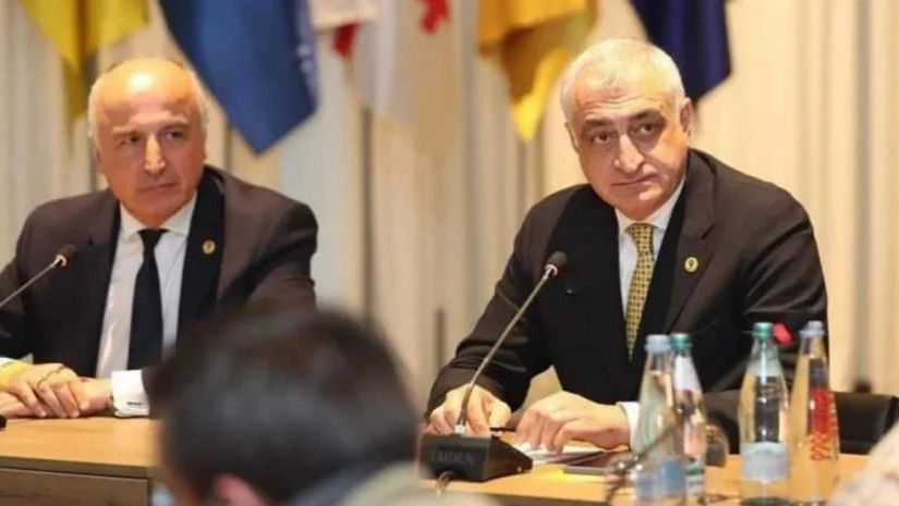 მიხეილ ყაველაშვილმა მამუკა ხაზარაძე და ბადრი ჯაფარიძე შეიწყალა