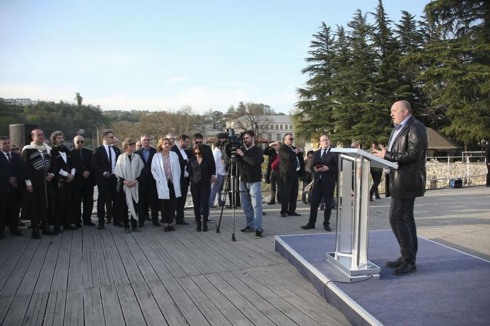 ​საქართველოს პრეზიდენტმა  გივი თოდაძე ღირსების ორდენით დააჯილდოვა