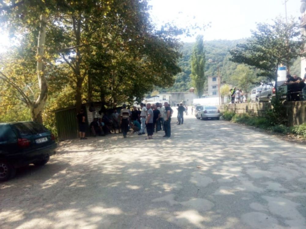 ზესტაფონში ავტობანის მშენებლობაზე გაფიცულ მუშებს ხელფასების მომატებას დაპირდნენ